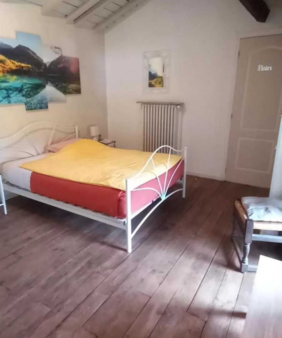 Hotel Cedres Bleus De Joany Chez Nathalie Viviez